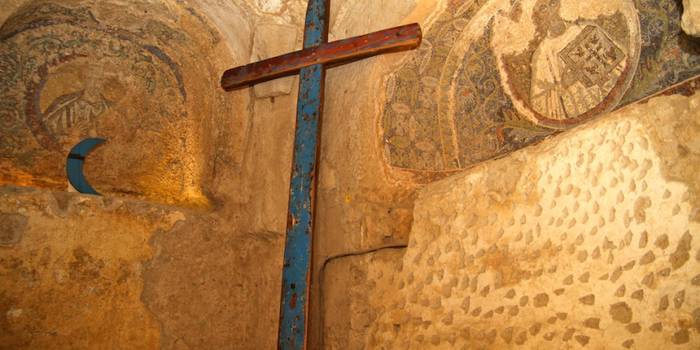 Lampedusako gurutzea San Pedro parrokian izango da gaur