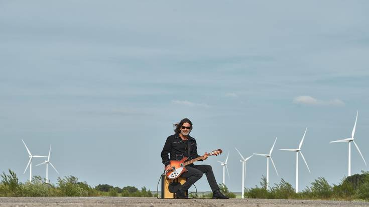 Quique Gonzalez: "Nitaz baino gehiago hitz egiten du '1973' diskoak gutaz"