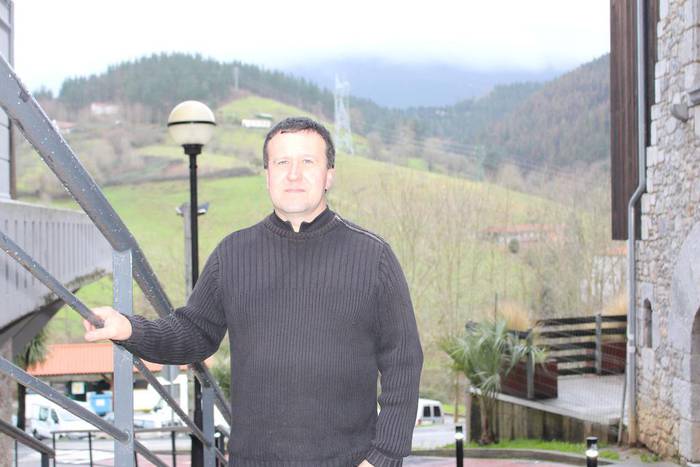 Antton Gomez: «ANV legez kanpo uztea oroimen historikoaren kontrako erasoa da»