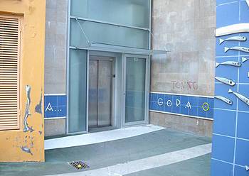 Kultur Etxe atzeko igogailua iraila arte itxita egongo da