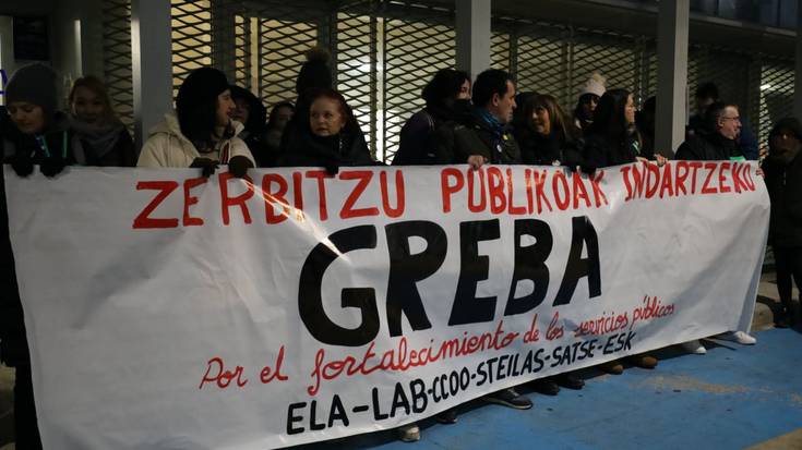 Oro har txikia ari da izaten gaurko grebaren eragina herrian