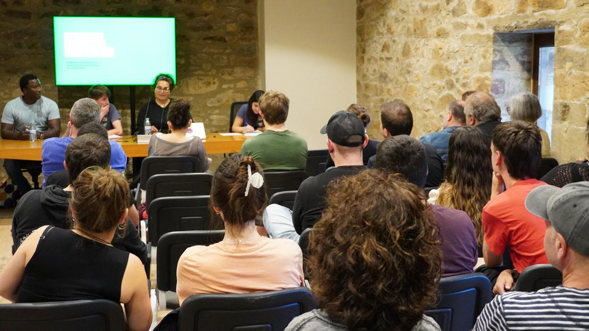 Migrazioaren gaiaz hitz eginez hasi dute Euskaltzale Independentisten II. Topaketa