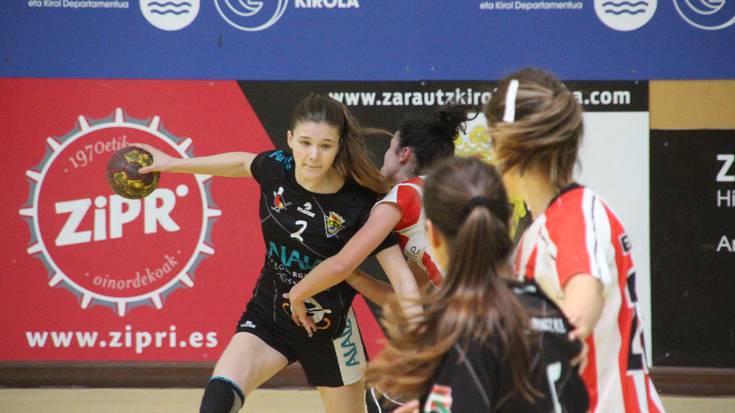 Eskubaloiko jubenilen Lauko Finalak aurrera doaz