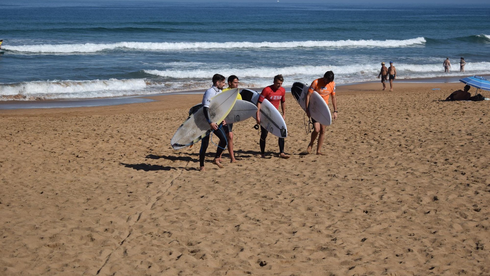 Herriko surflariek parte hartu dezakete jada Ibon Imazen Oroimenezkoan
