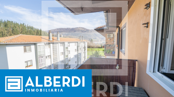 Alberdi Inmobiliaria: hiru logelako etxebizitza Ipintza auzoan