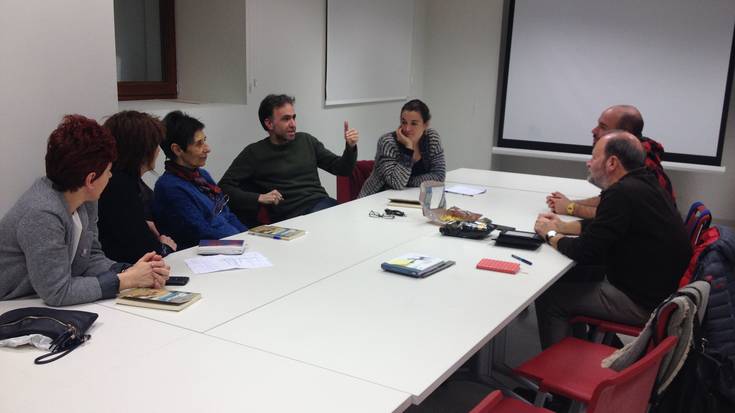 Bueltan da Irakurri Matte irakurle taldea