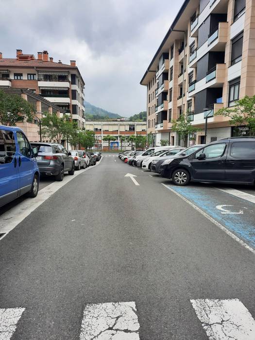 Saioa: Urola Erdia Ispiluaren aurrean