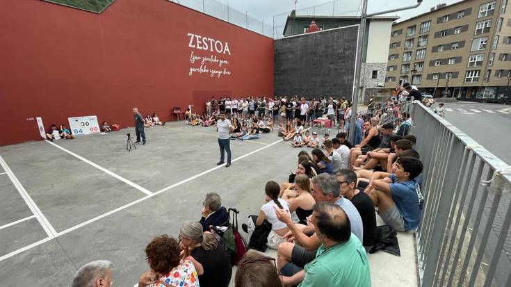 Hamalau bikote lehiatuko dira gaurtik aurrera Txokoko Pilota Txapelketan