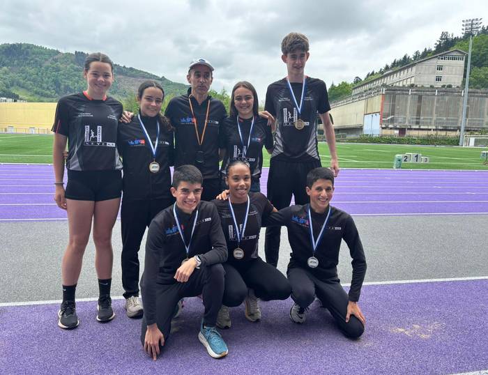 Ane Bosch eta Julen Zialtzeta atletak txapeldun, Gipuzkoako 18 urtez azpikoen txapelketan