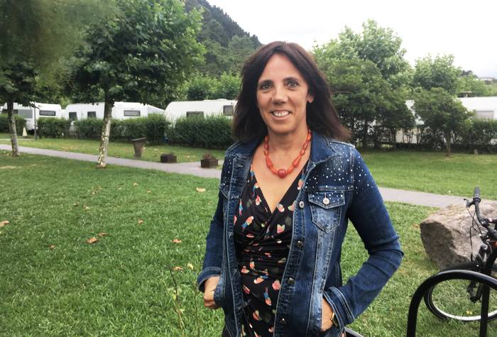 "`Los 40´ jaialdian 6.000 lagun espero genituen asko jota, eta 9.500 inguru elkatu ziren"