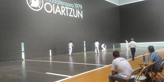 Azpeitiak eskuzko Herriarteko finalerako txartela lortu du, eta Azkoitiak ez