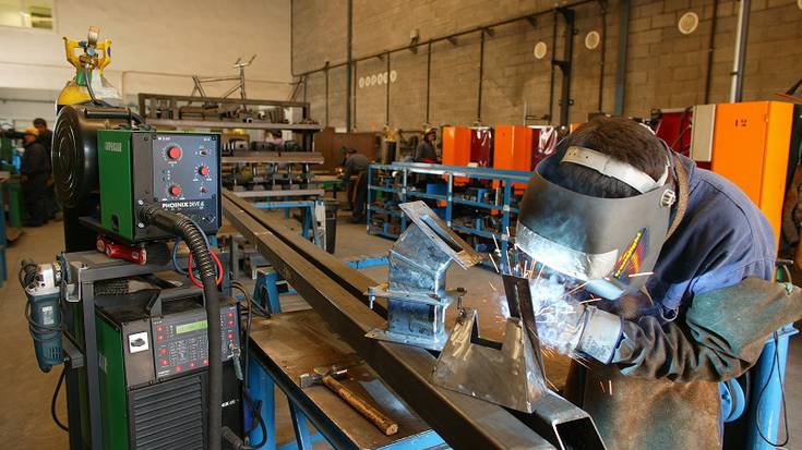 2018-19 ikasturtean soldadurako Oinarrizko Lanbide Heziketa ikasteko izen-ematea zabalik