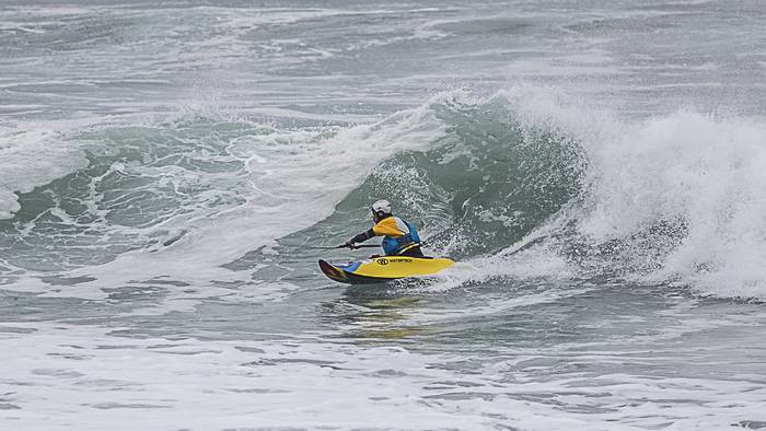 Gipuzkoako Kayak Surf Txapelketa jokatuko da igandean Zarautzen
