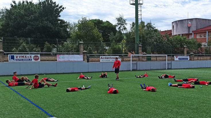 2020-2021 Aurre-denboraldia aste honetan martxan jarri da Zumaiko Futbol taldeetan.