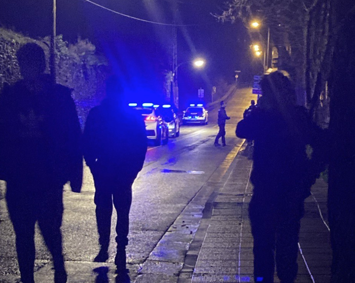 Azkoitiko Matadeixen bilduta zeuden gazteak kanporatu eta haietako bat identifikatu du Ertzaintzak