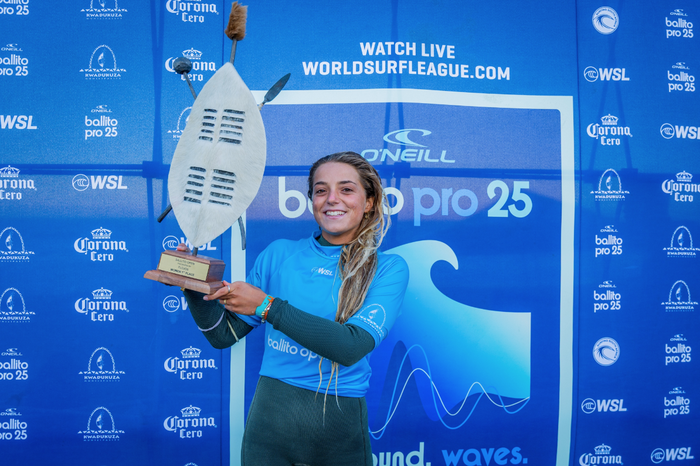 Anette Gonzalez Etxabarrik irabazi du Ballitoko Qualifying Series surf txapelketa