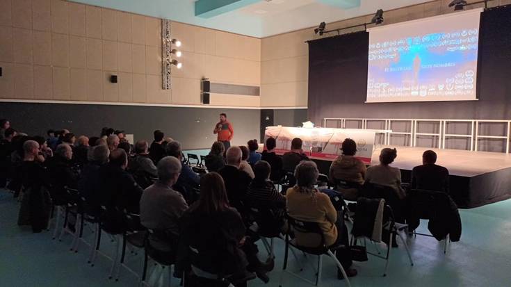 Mekong ibaian bizitako abenturez aritu da Azkoitian Ricart alpinista