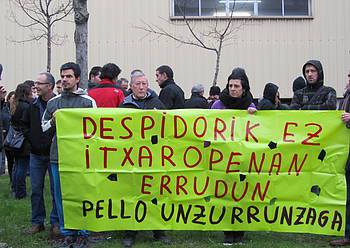 Itxaropenako langileek kaleratzeak eta jazarpen sindikala salatu dituzte