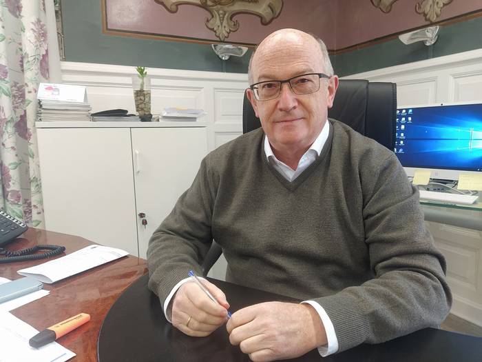 Udalbatzaren erabakia errespetatzeko "ahal den guztia" egingo duela adierazi du Javier Zubizarreta Azkoitiko alkateak