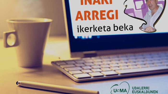 Iñaki Arregi beka sortu du UEMAk, "udalerri euskaldunak garatzeko" proposamenak laguntzeko
