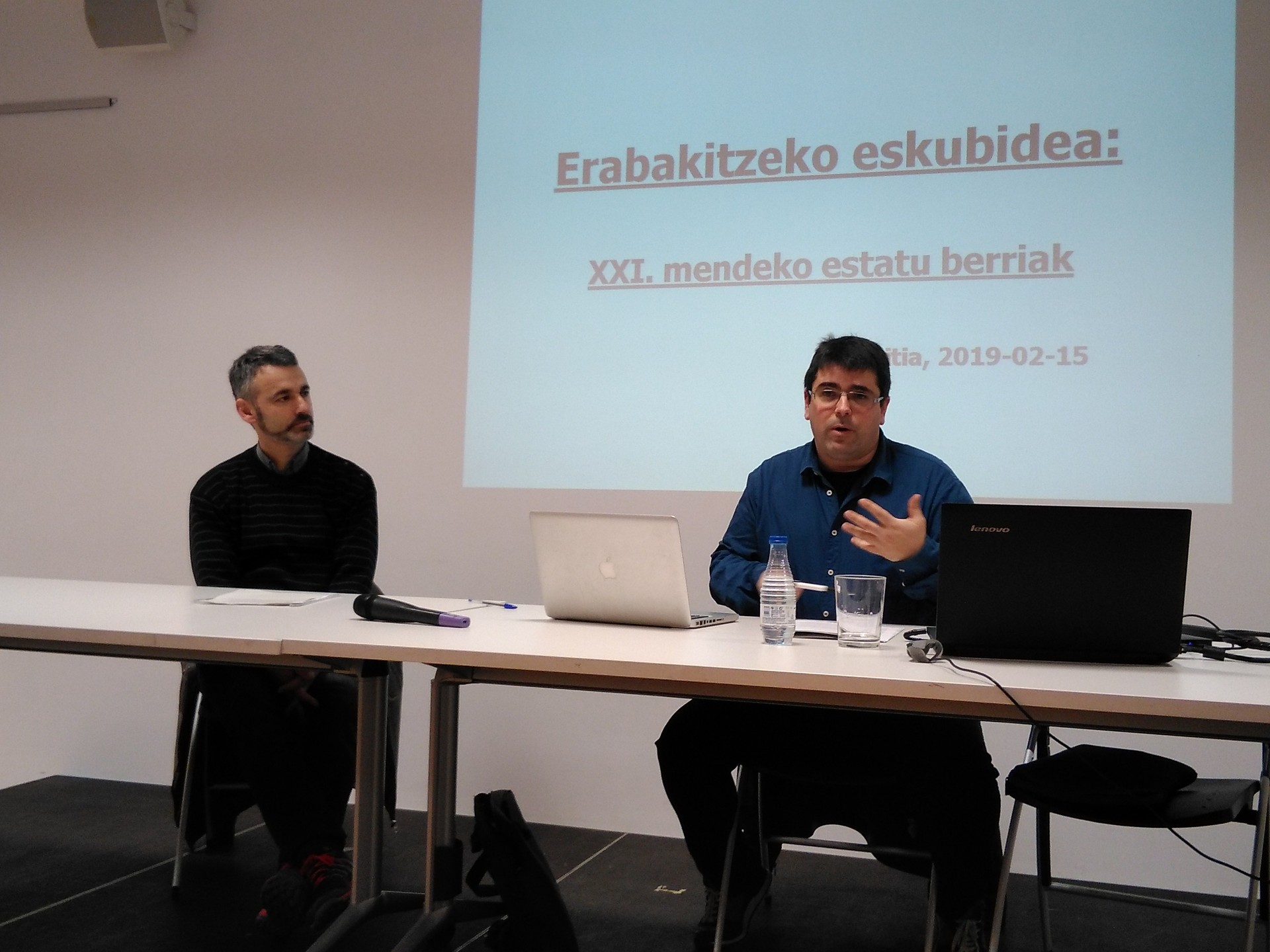 Urtzi Urrutikoetxea XXI. mendeko estatu berrien inguruan aritu zen, Elkargunean