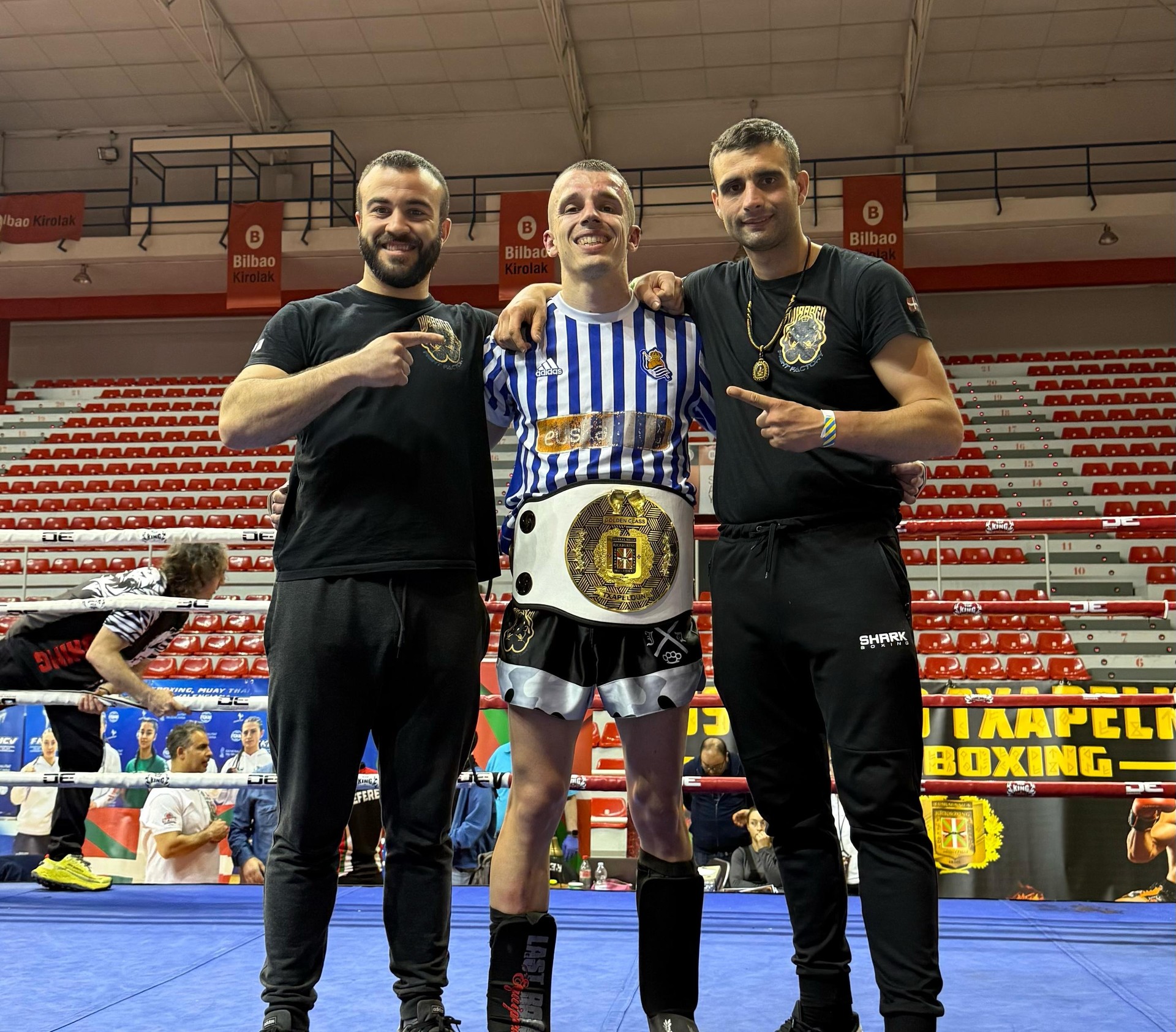 Aitor Andreuk Euskadiko Kick Boxing Txapelketan neoprofesionaletako gerrikoa irabazi du