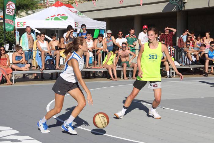 Zarauzko kuadrillen arteko 3x3 saskibaloi txapelketan izena eman daiteke