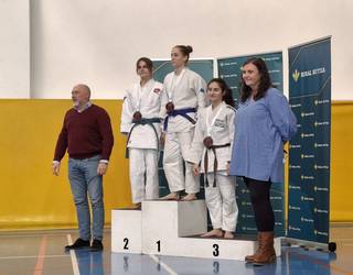 Itxaso Manzanas hirugarren Kadeteen Erandioko II. Judo Txapelketan