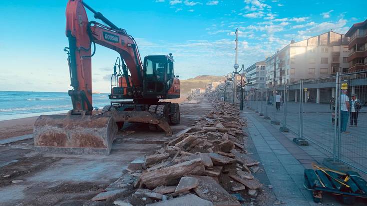Hasi dituzte malekoiko zoladura berritzeko lanak