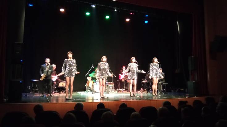 Jende ugari The Spolem Girls taldearen emankizunean