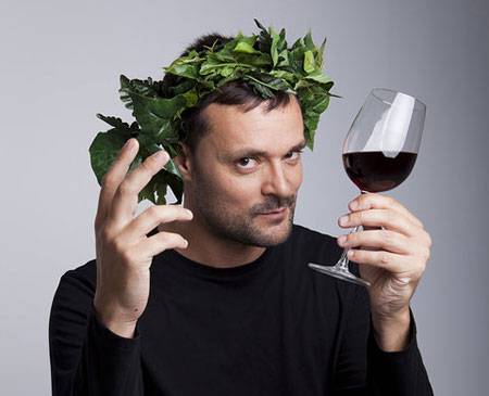 'Oh, vino' bakarrizketako sarrerak salgai daude