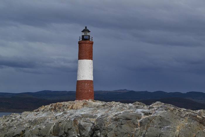 Mareak eta itsasargiak