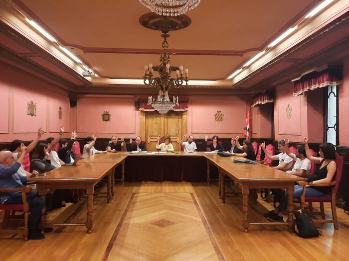 Zaborrarena %1,5 igo eta 2023rako gainerako tasak eta zergak izoztuko dituzte Azpeitian