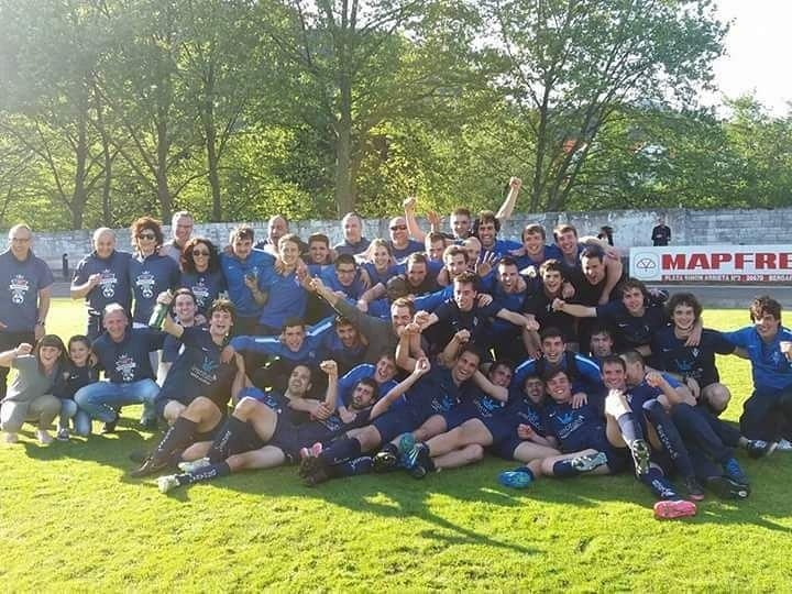 Hiru azkoitiar mailaz igo dira Bergara futbol taldearekin