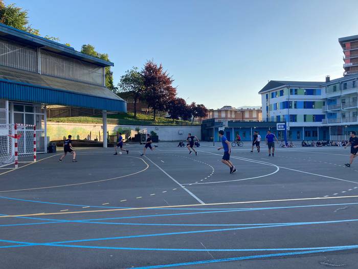 Hasi da Gaztetxeak antolatutako futbito txapelketa