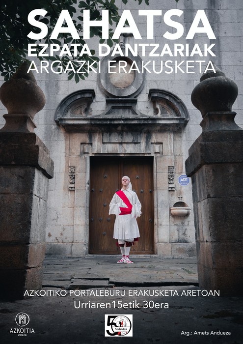 Argazki erakusketa: Sahatsako ezpata dantzariak