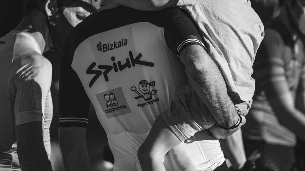 'Agertxo pirata' dokumentala emango dute ostegunean Mendietxen