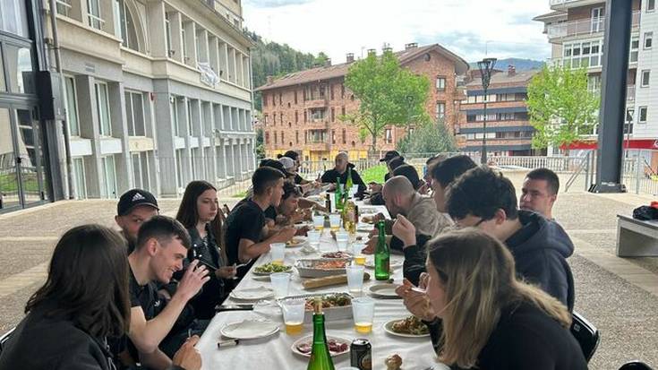 Zestoako Gazte Asanbladak 37. urtemugako festa eguna izango du bihar