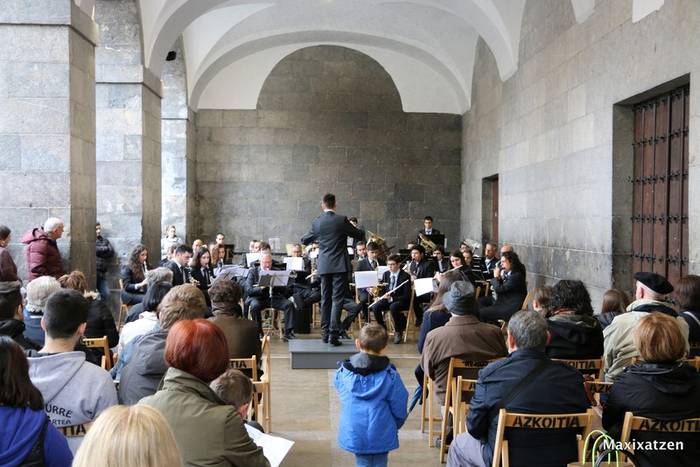Azkoitiko Musika Bandaren kontzertua larunbatean, Baztartxon