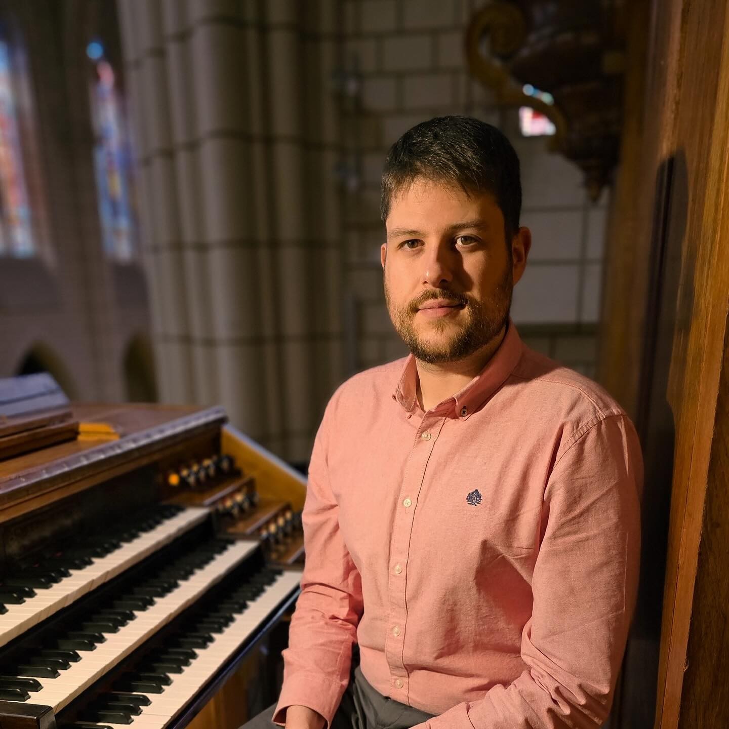 Victor Perea organistak kontzertua eskainiko du bihar parrokian