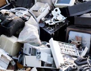 Askotariko materialekin eta hondakin elektronikoekin robota sortuko dute Ekoetxean