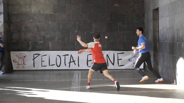 Hasi dituzte Kontzejupean X. Pilotari Egunaren txapelketetako partidak Kontzejupean