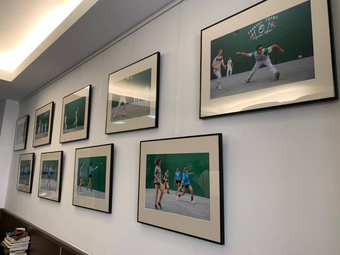 Luis Epeldek erakusgai jarri ditu pilota txapelketako argazkiak