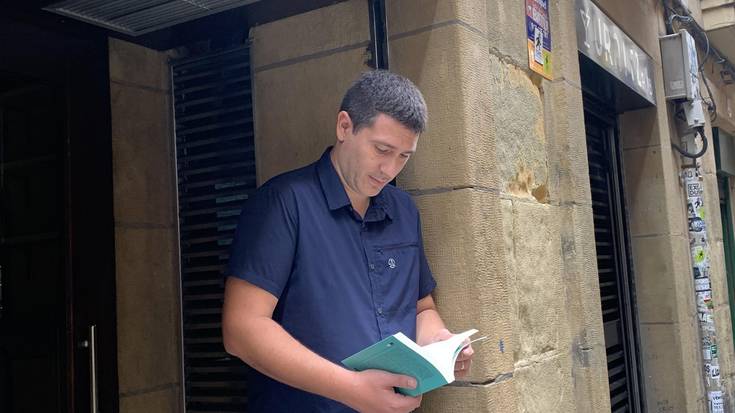 Gari Goikoetxeak 'Esnatu ala hil' liburua aurkeztuko du bihar Basazabalen