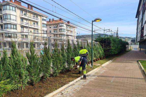 Aurrera doaz herriko hainbat puntutan ur azpiegiturak berritzeko lanak