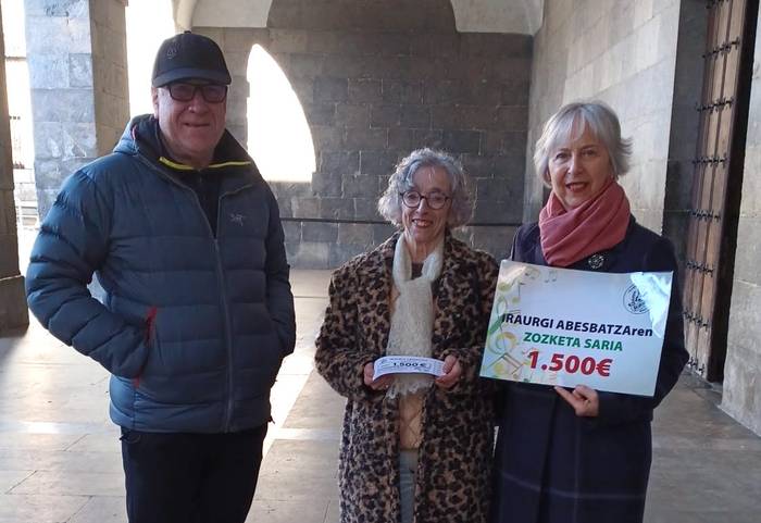 Nere Zubizarretak irabazi du Iraurgi abesbatzaren zozketa