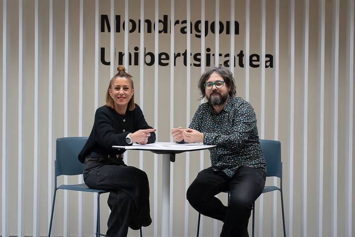 Elkarlanerako hitzarmena sinatu dute Kulturaz kooperatibak eta HUHEZI fakultateak