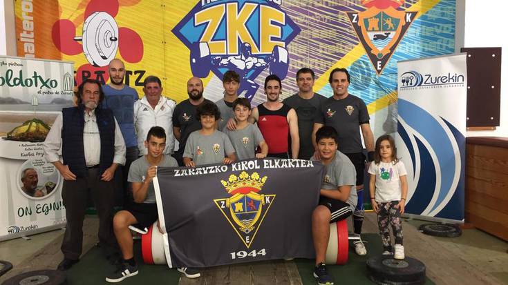 Halterofiliakoak, lehen mailan mantentzeko moduan