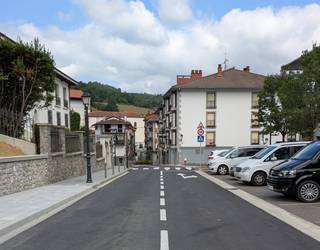 Urrestillako erdigunea berrurbanizatzeko lanak bukatu dituzte