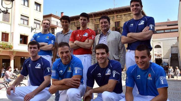 Irudietan: Zarautz Hiria Pilota Txapelketaren aurkezpena